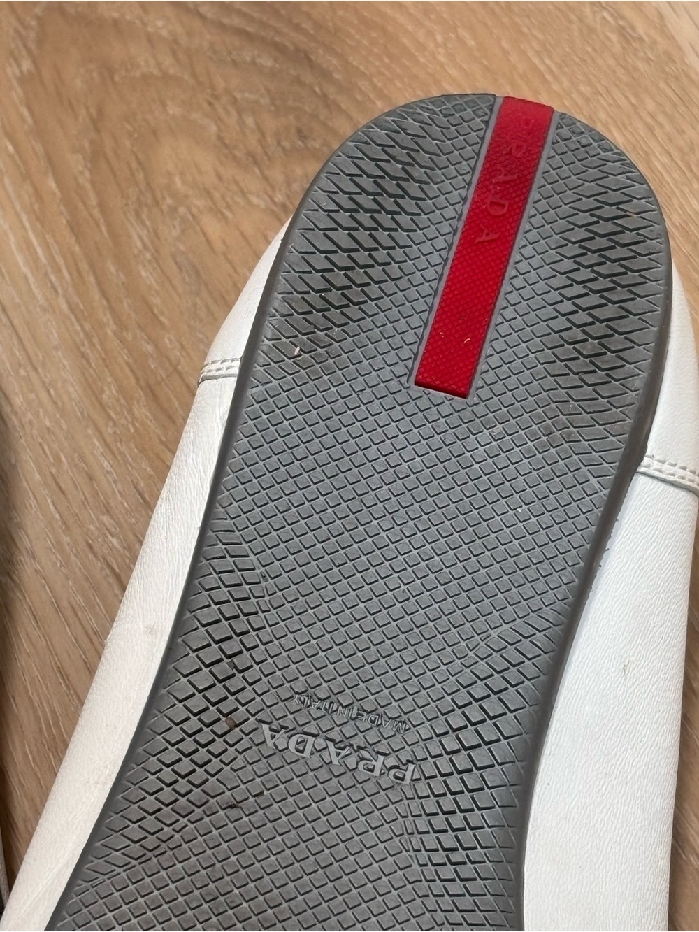 Prada Women's White Leather Ballet Flats 39 - Picture 5 of 8